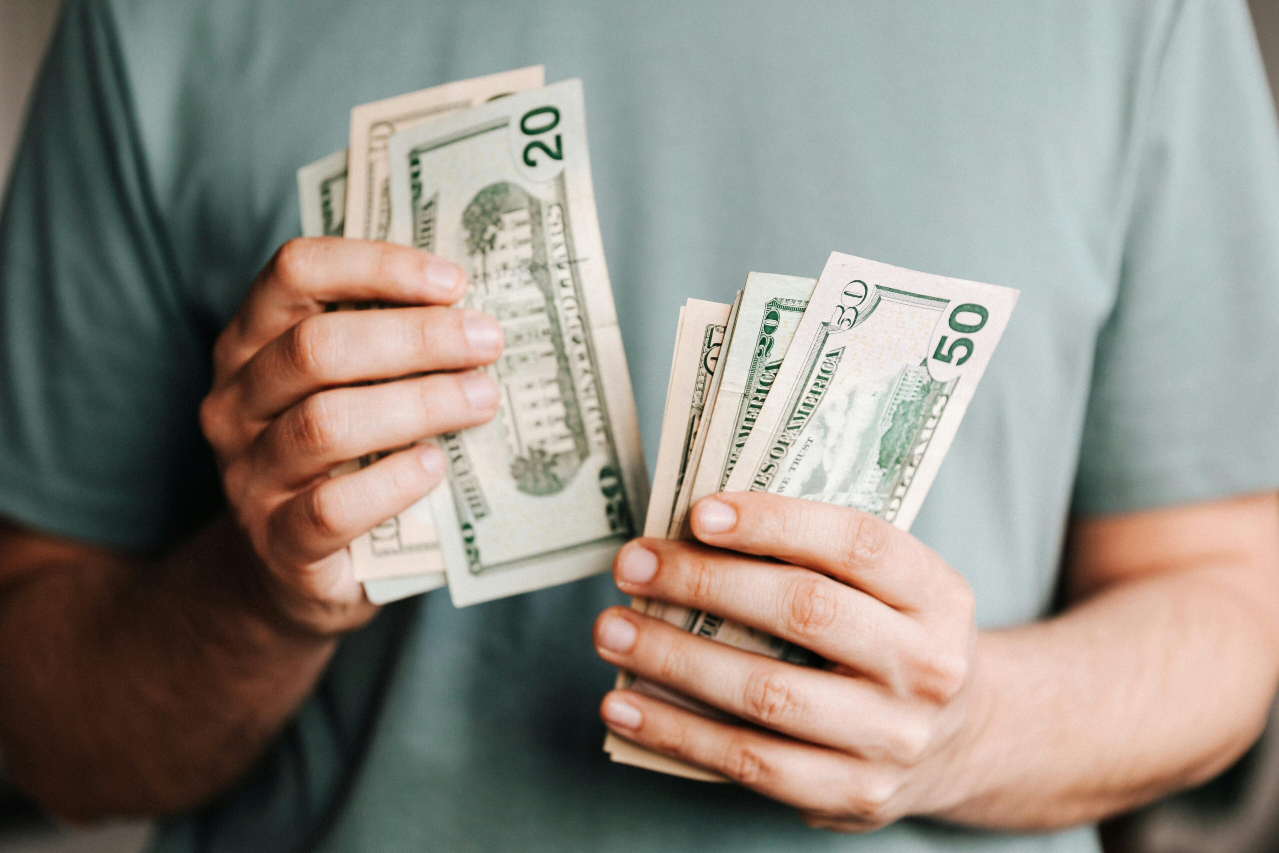 The Future of Finance: How Gen Z Is Saving Smarter with AI